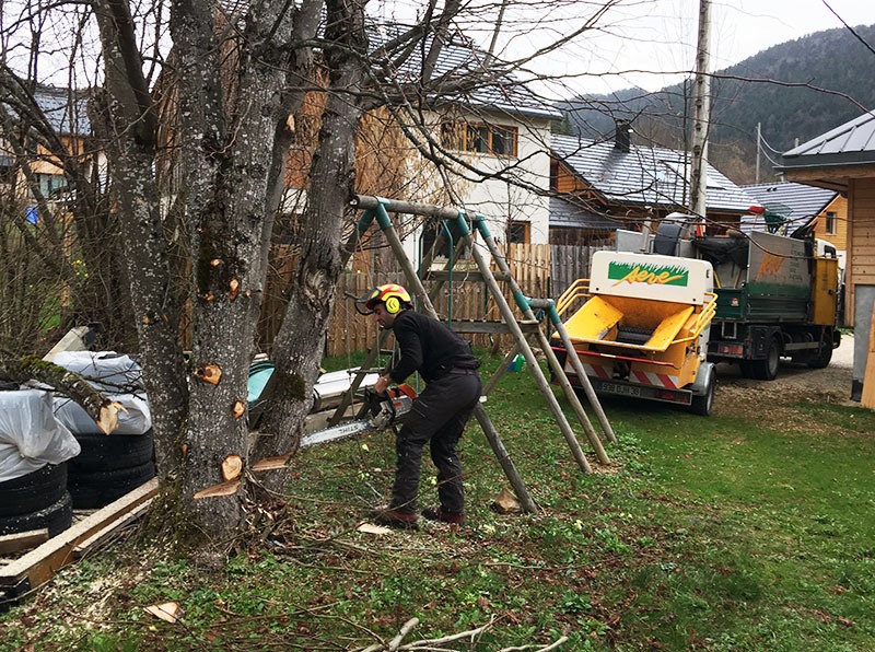 Engins de chantier paysagiste Grenoble